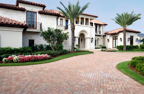 Best Decorative Driveway Pavers  in Surgoinsville, TN